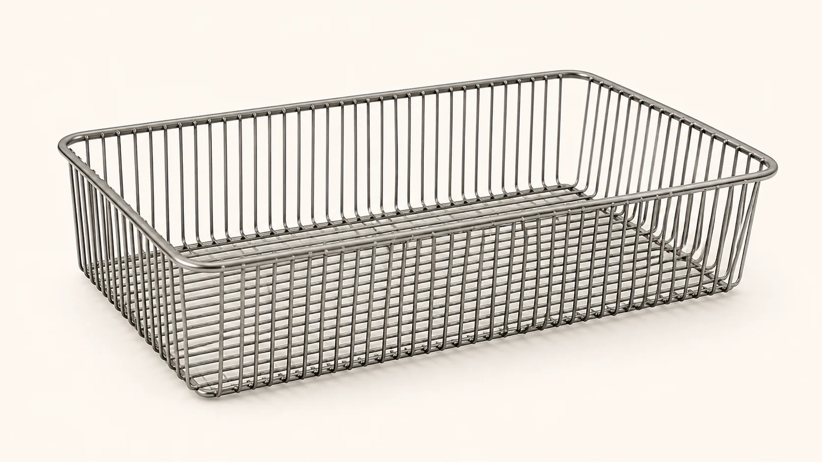 Formed-wire basket with parallel wire sides and a reinforced rim